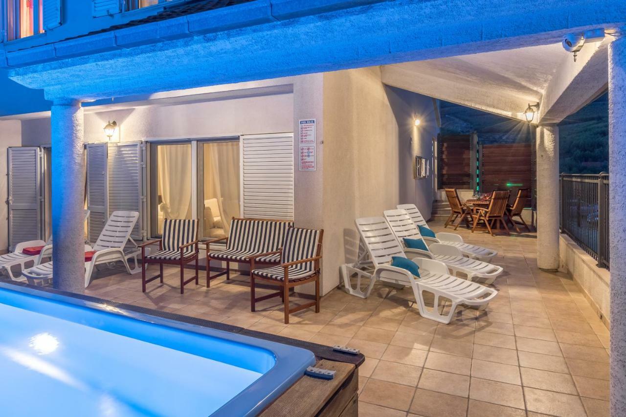 Holiday Home Harmony Žrnovnica Exteriér fotografie