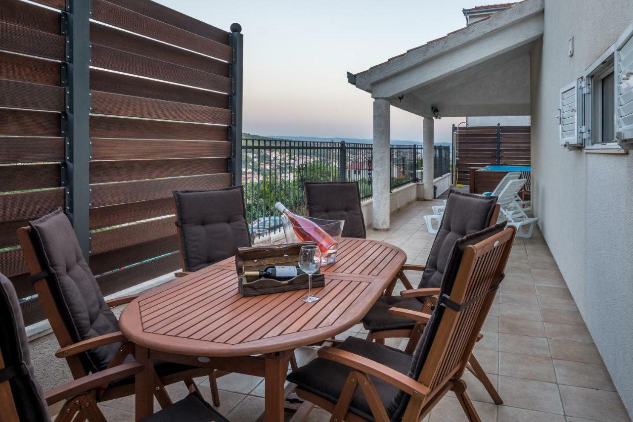 Holiday Home Harmony Žrnovnica Exteriér fotografie