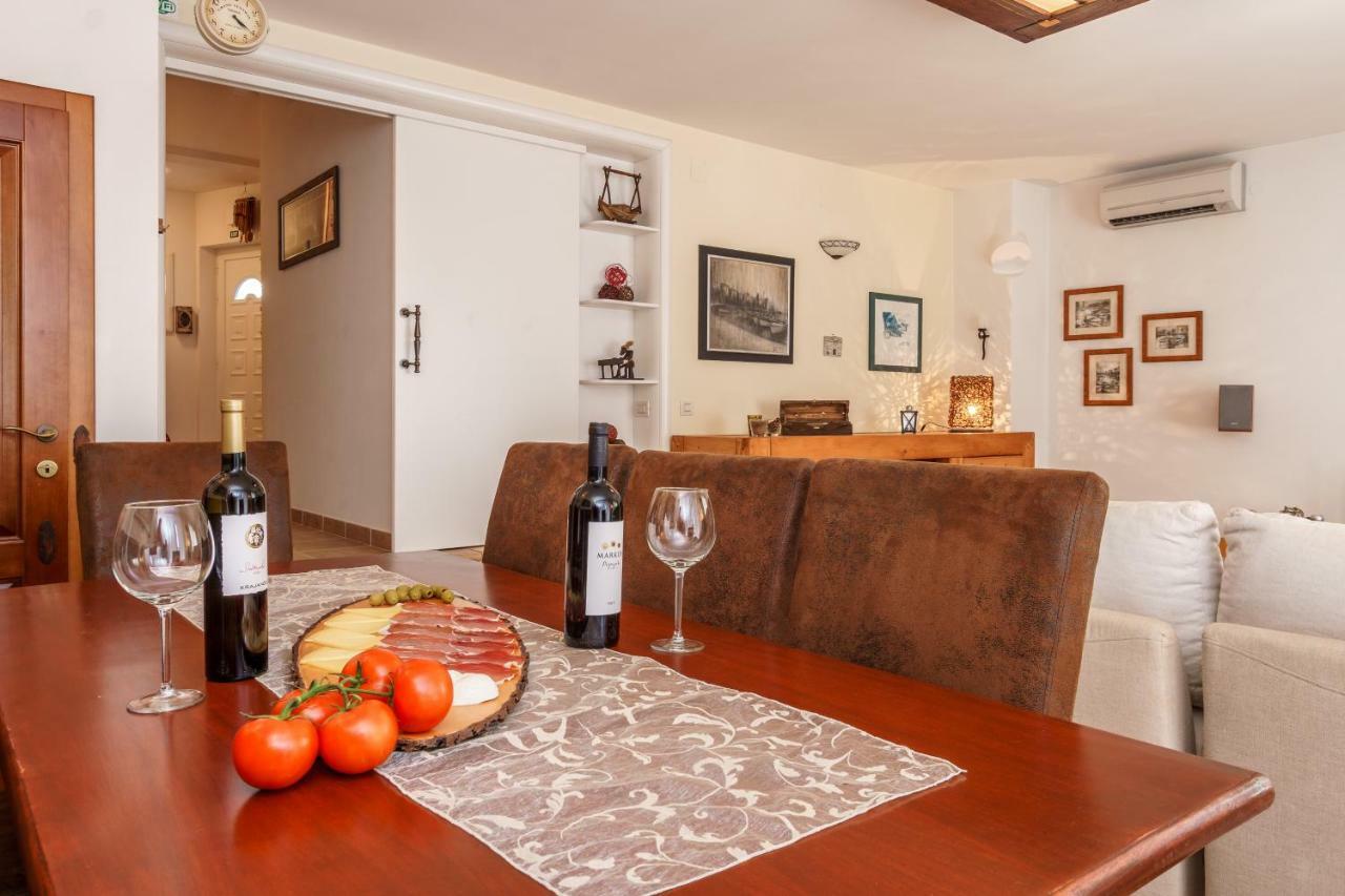Holiday Home Harmony Žrnovnica Exteriér fotografie