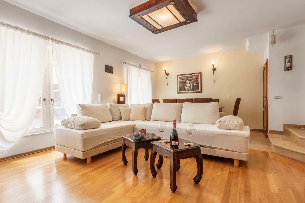 Holiday Home Harmony Žrnovnica Exteriér fotografie